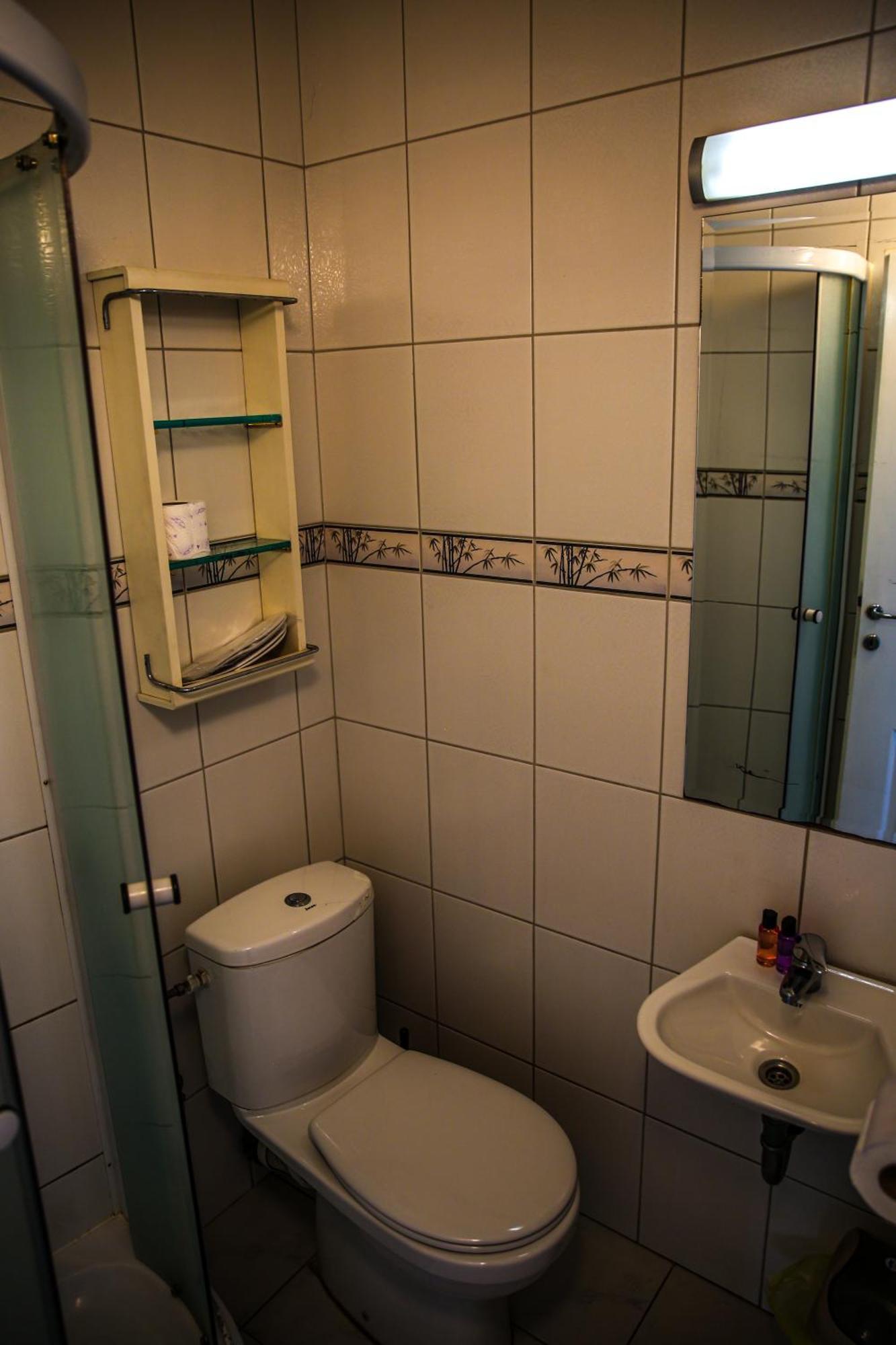 Guesthouse Nia Deluxe サラエヴォ エクステリア 写真